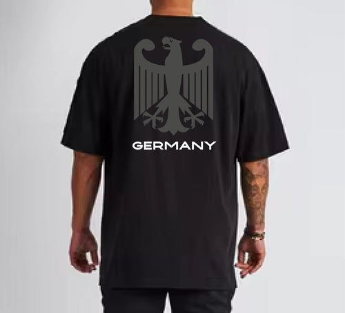 Rückansicht des Germany Oversized T-Shirts 02 von GrindTrap aus 100 % Premium-Baumwolle mit großem Deutschland-Adler und „GERMANY“ Rückenprint